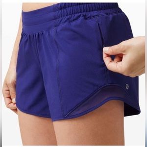 Lululemon Hottie Hot Lined Short • 8
